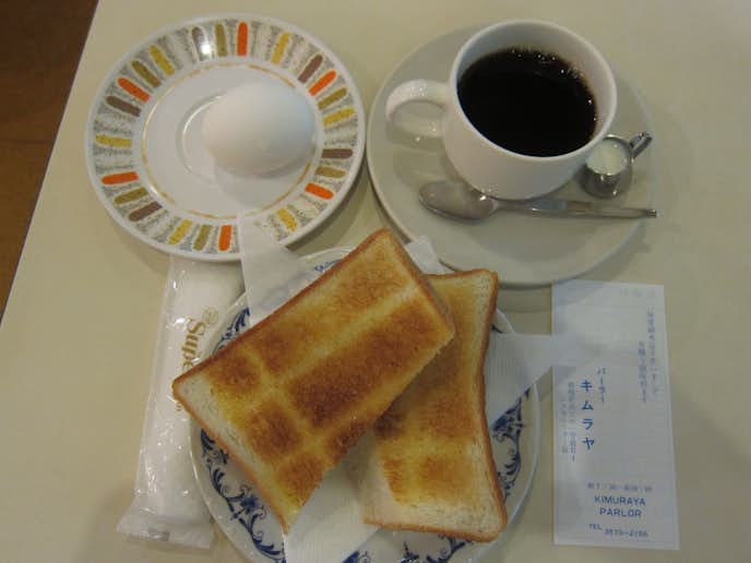 パーラーキムラヤのおすすめメニューはモーニングコーヒー・トースト・ゆで卵のセット