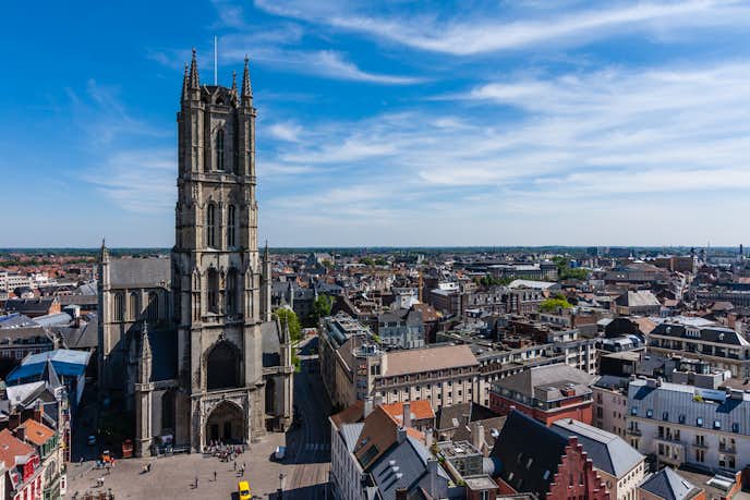 ベルギーでおすすめの観光地は聖バーフ大聖堂