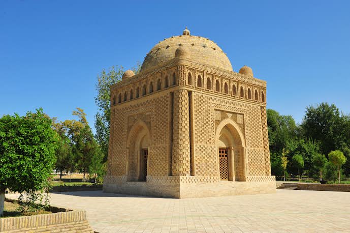 ウズベキスタンでおすすめの観光地はイスマーイール・サマニ