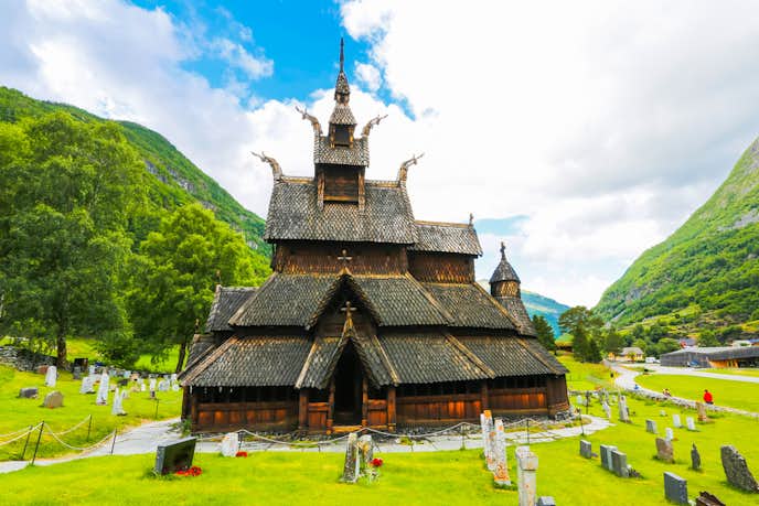 ノルウェーでおすすめの観光地はボルグン・スターヴ教会
