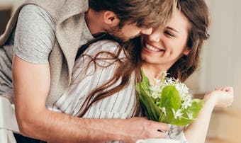 恋人が好きすぎてやばい 好きすぎる時に気持ちを落ち着かせる対処法とは Smartlog