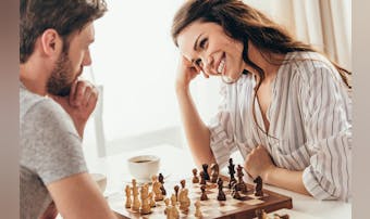 “男ウケ”する女性の特徴とは?男性...
