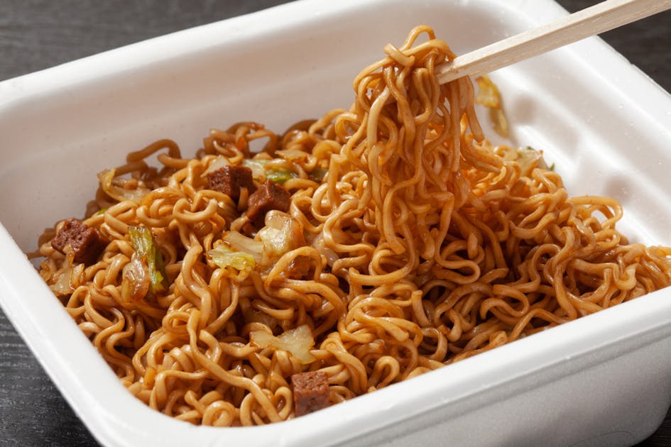 うまい カップ焼きそばの人気ランキング おすすめの一箱からアレンジメニューまでお届け Smartlog