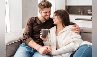 まめな人の意味 特徴とは 気遣いができる男と相性が良い女性を解説します Smartlog まめな人の意味 特徴とは 気遣いができる男と相性が良い女性を解説します Smartlog