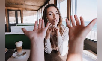 彼女の男友達に嫉妬する瞬間&理由と...