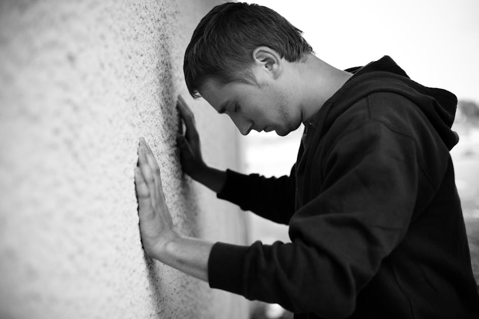 嫉妬深い彼氏の心理 対処法 喧嘩せずに恋人を安心させて別れを回避する対応とは Smartlog 嫉妬深い彼氏の心理 対処法 喧嘩せずに恋人を安心させて別れを回避する対応とは Smartlog