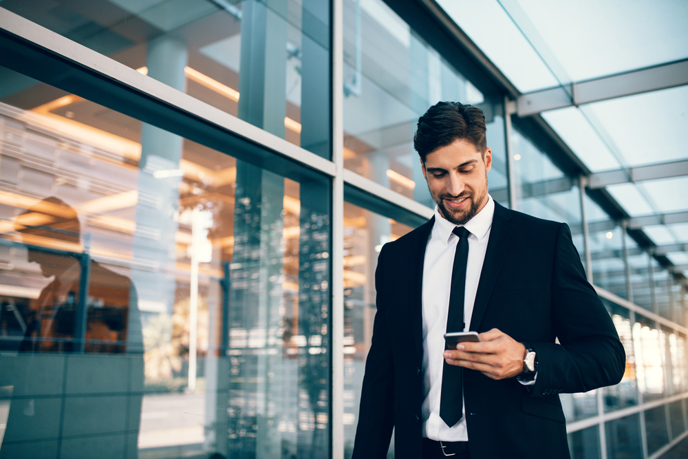 "仰る"の意味／使い方とは？"おっしゃる"の違い＆例文｜ビジネス敬語ガイド