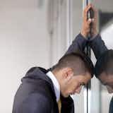 ダメな女性を引き寄せる?女運がない男性に共通する5つの原因