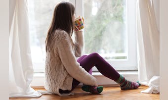 片付けられない女の特徴とは?掃除が...