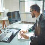 "させていただく"は間違い敬語?使い方&例文まで解説【ビジネス敬語ガイド】