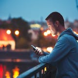 女々しい男の心理&あるあるな特徴を大公開!...