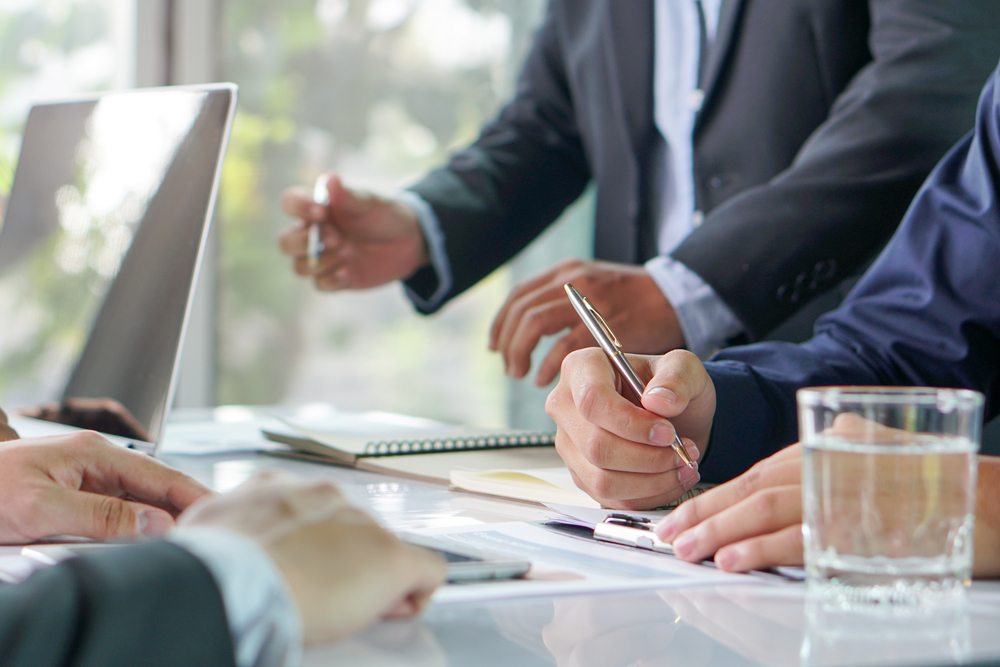 "承知"の意味／使い方とは？例文＆類語"了解"との違い｜ビジネス敬語ガイド