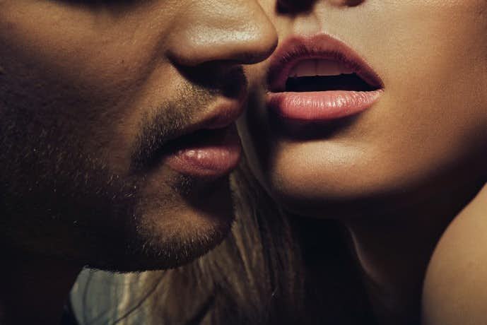 キスしたい心理を刺激する 女性とキスをする方法とは Smartlog