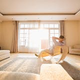 社会人の実家暮らしはいつまでアリ?メリット...