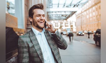 付き合う前の電話内容は?好きな人と...