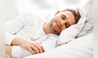 寝るのが好きな人の特徴。寝ることが...