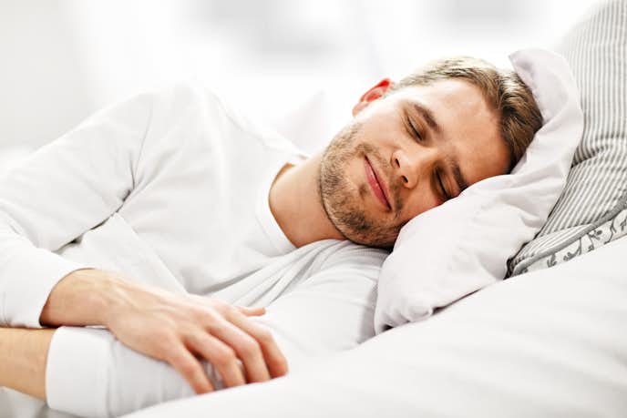 バルクアップ（筋肥大）に効果的な休養法：睡眠をしっかりと取る