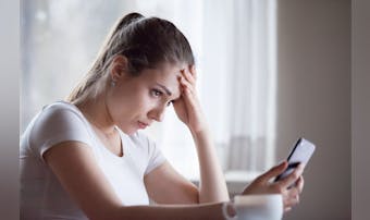 嫉妬心を抱いた男女の特徴とは?嫉妬...