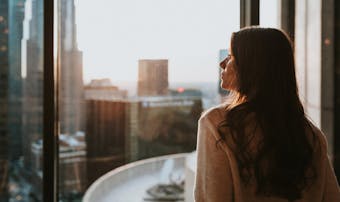 何もしたくない時の原因とは 無気力状態を抜け出す6つの方法を解説 Smartlog 何もしたくない時の原因とは 無気力状態を抜け出す6つの方法を解説 Smartlog
