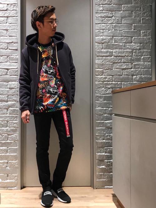 ネイビーパーカーのおしゃれコーデ術 上手に着こなして上品な印象に Smartlog