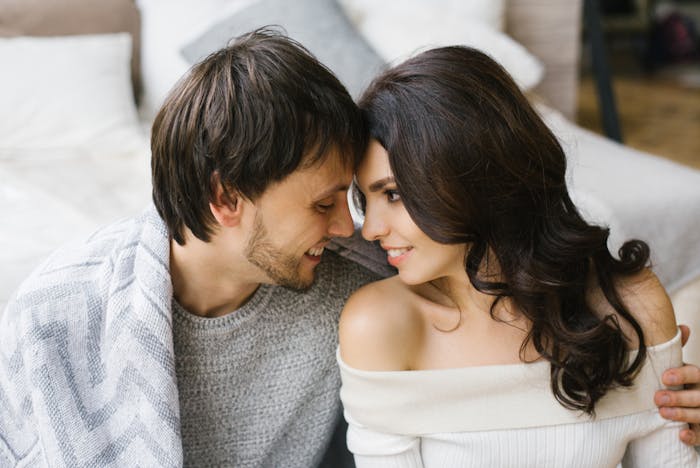 男が本気で惚れたら取る態度 行動 遊びと本気の3つの見極め方とは Smartlog