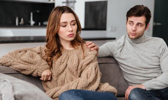 よく喋る男性の特徴とは 一緒にいて疲れる おしゃべり男 の対処法を紹介 Smartlog