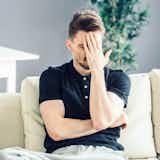 動きたくない 動くのがめんどくさい人の心理と特徴 やる気が出ない原因と対処法も解説 Smartlog 動きたくない 動くのがめんどくさい人の心理と特徴 やる気が出ない原因と対処法も解説 Smartlog