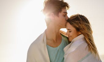 身長差30cmカップルのあるある10個 男女がキュンとする仕草とは Smartlog 身長差30cmカップルのあるある10個 男女がキュンとする仕草とは Smartlog