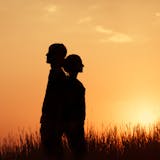 会いたいのに会えない時の対処法とは?寂しい...