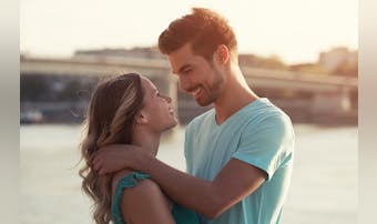 【男性必見】告白するタイミングはい...