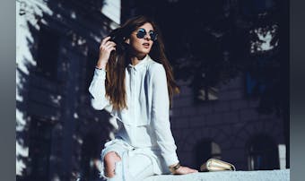 男友達が多い女性の特徴とは 異性の友人が多い女性が思ってる本音も大公開 Smartlog 男友達が多い女性の特徴とは 異性の友人が多い女性が思ってる本音も大公開 Smartlog