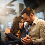 思わせぶりの意味とは?女性を惑わす男性心理...