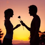 運命の人はいるのか?出会いの前兆&生涯を共...