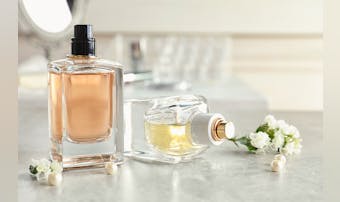 【レディース】クロエの人気香水8選。おすすめのフレグランスセットも解説
