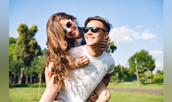 20代で婚活をすべき理由とは。20...