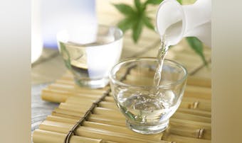 日本酒のおすすめ銘柄は？本醸造・純米・吟醸酒＆高級なギフト向けのお酒を紹介。