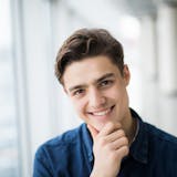 童顔男性はモテる?顔が幼い男の特徴16個&...