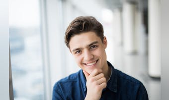 童顔男性はモテる?顔が幼い男の特徴...