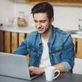 マイペースな人に向いてる仕事&職業10選。自分軸な性格を仕事に活かす方法も解説!