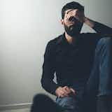 【男女共通】ダメ人間と言われる人の特徴10選。ダメな人になる理由&改善方法とは