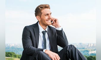 物腰が柔らかいの意味とは?謙虚で丁...