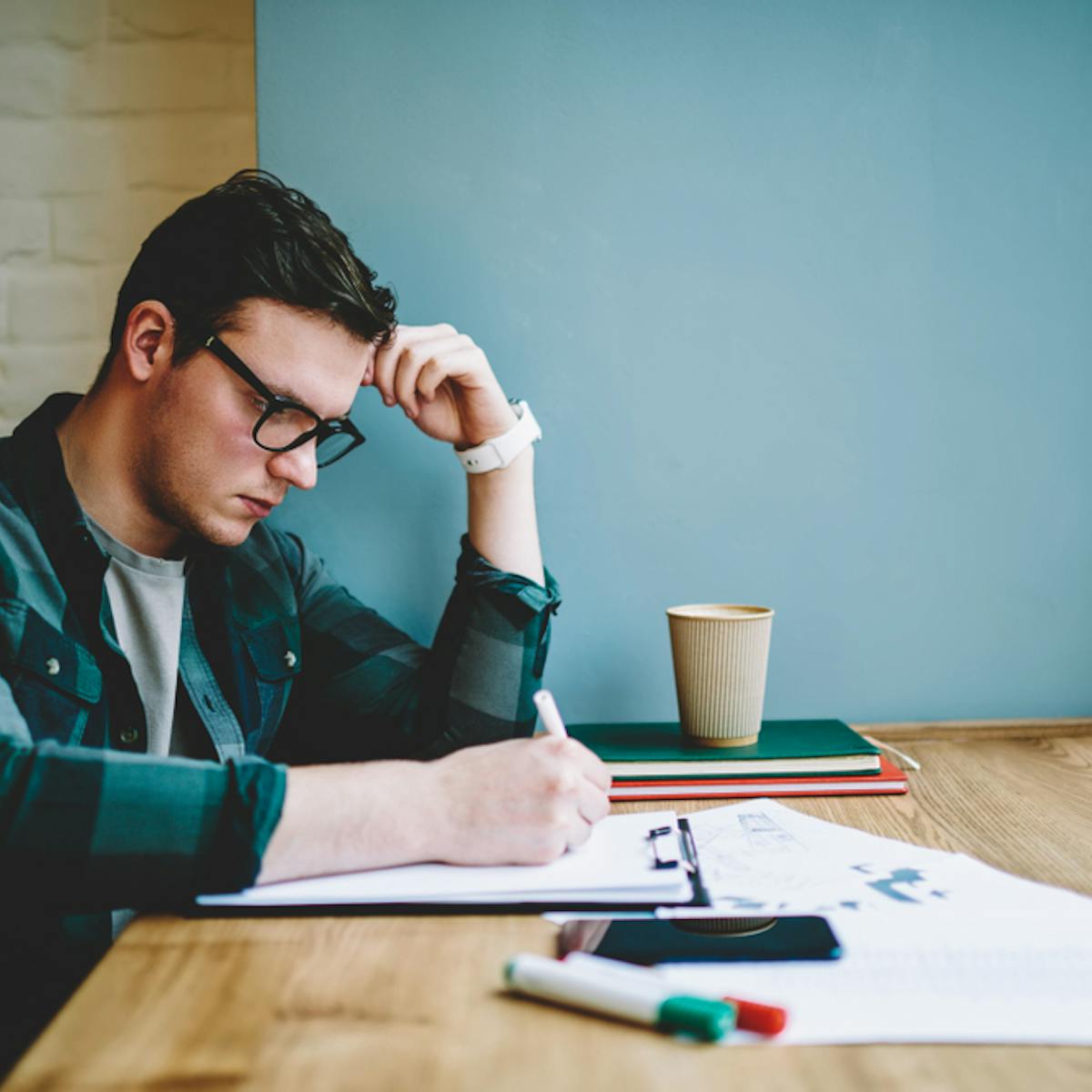 勉強のやる気がでない原因とは 今すぐやる気を出す方法9選を大公開 Smartlog 勉強のやる気がでない原因とは 今すぐやる気を出す方法9選を大公開 Smartlog