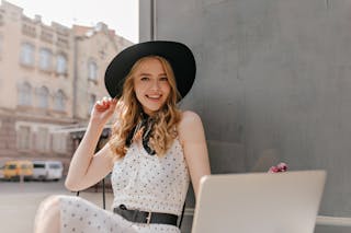 清楚系女子の特徴完全版！モテる理由＆清楚な女性になる方法を解説