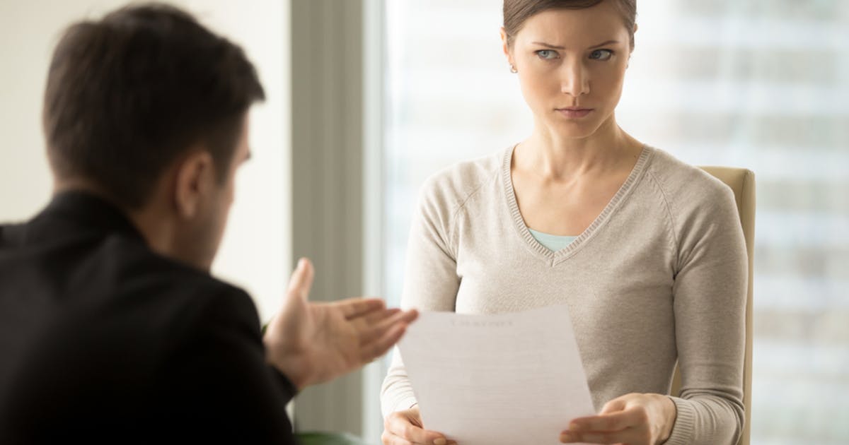 人格否定の意味とは 人格の否定と判断できる発言例 対処法を解説 Smartlog