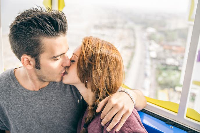 観覧車でキスしたい女性へ キスの誘い方 人気のシチュエーションを解説 Smartlog