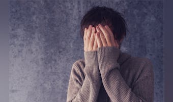 小心者の特徴&原因とは?10の診断...