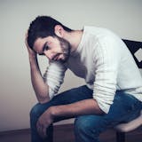 ストレスが限界な人へ。溜まると起こる症状&...