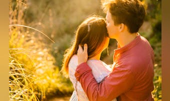 独身男性が既婚女性を本気で好きになった時のサイン 本気と遊びの見分け方を解説 Smartlog 独身男性が既婚女性を本気で好きになった時のサイン 本気と遊びの見分け方を解説 Smartlog