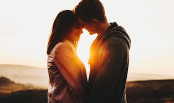 セカンドパートナーとは メリット デメリットと出会い方を解説 Smartlog