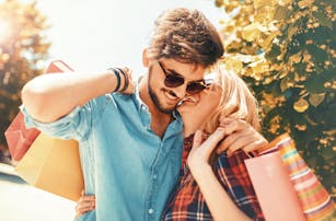 付き合う か 迷う 迷う 付き合う か